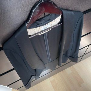 Aritzia Wilfred Chevalier Shrunken Blazer in Black